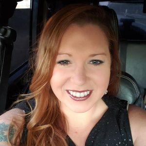 Meet your Posher, Alicia